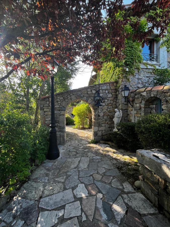 Le Priolat Des Anges Aux Portes Des Gorges Du Verdon Trigance Buitenkant foto